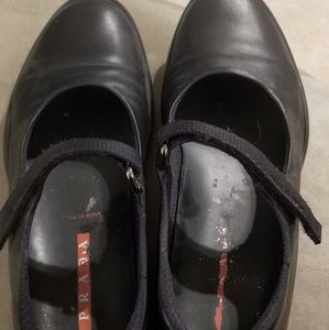 Authentic Prada leather Mary Jane shoes 39.5